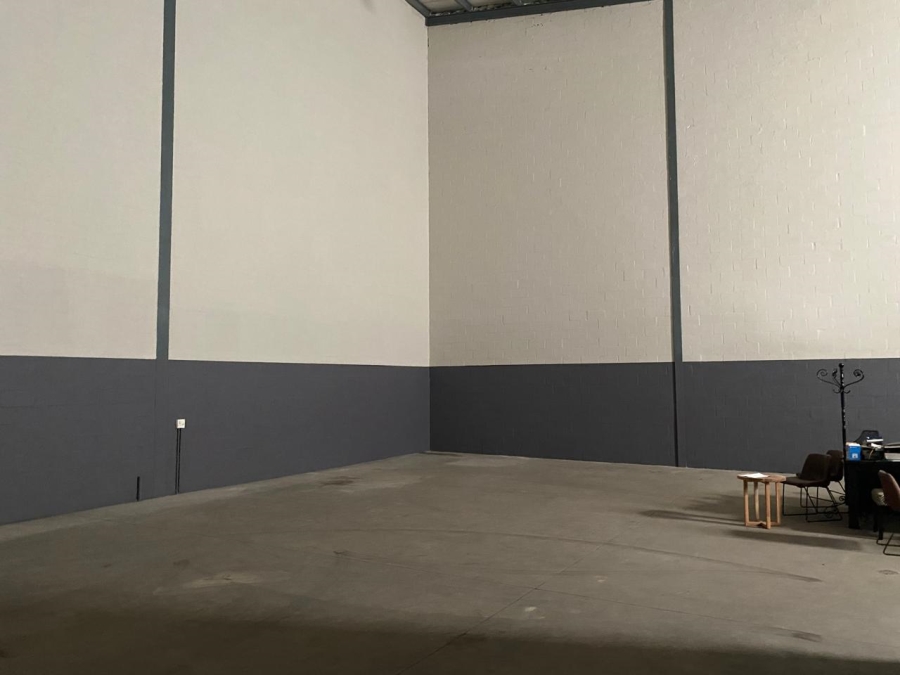 To Let commercial Property for Rent in Stikland Western Cape